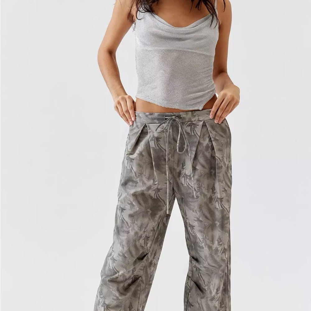 Light Gray Wide Leg Pants with Flowing Silhouette